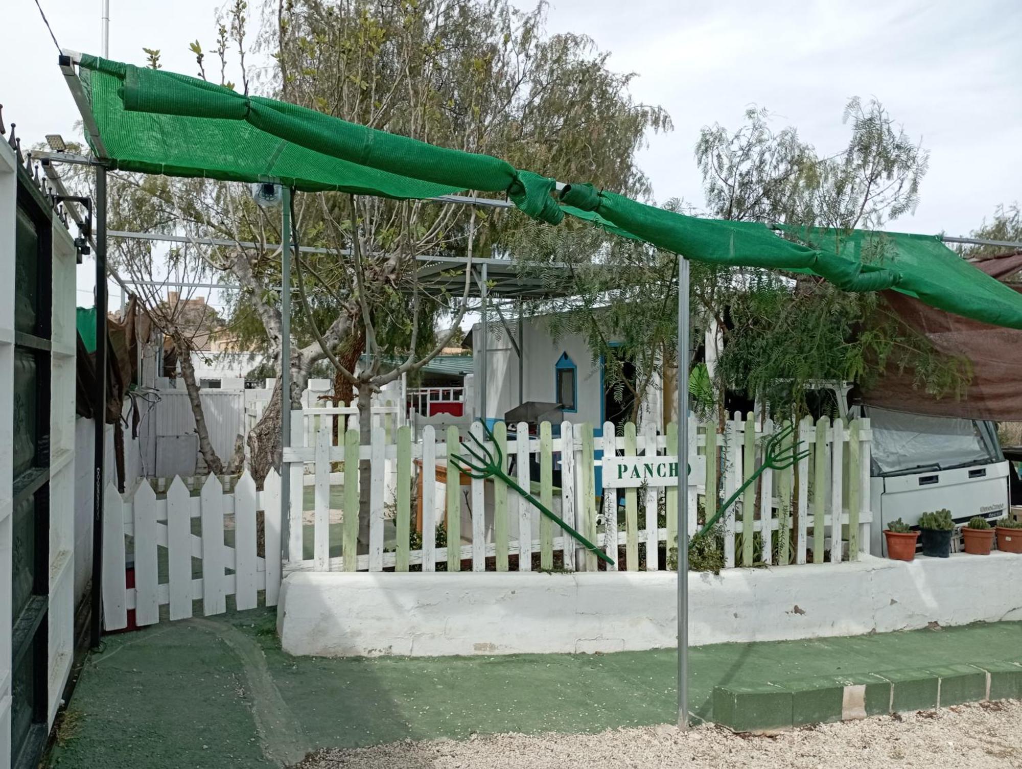 Caravanas Y Habitaciones Para Relajarse 삭스 외부 사진