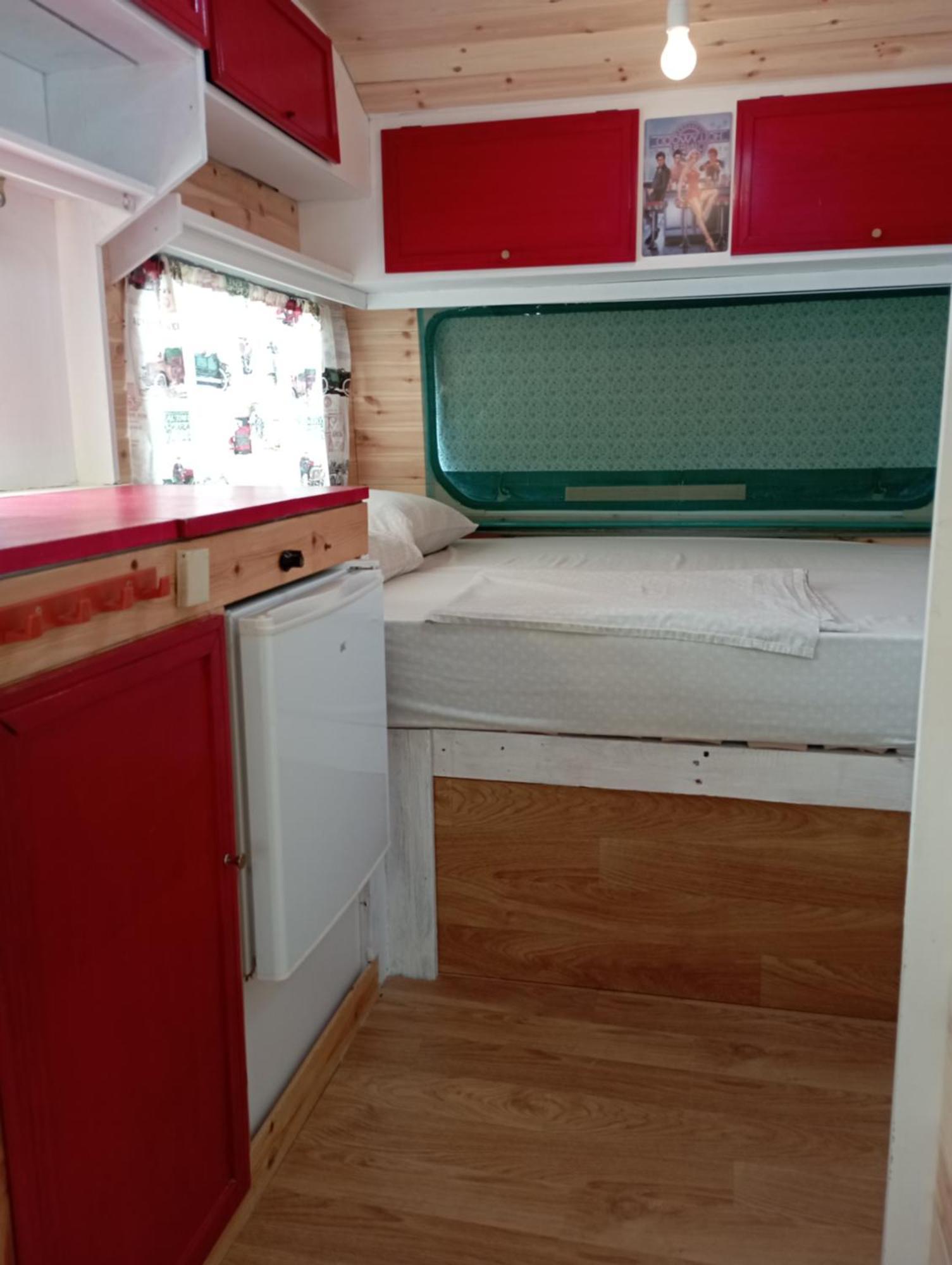 Caravanas Y Habitaciones Para Relajarse 삭스 외부 사진