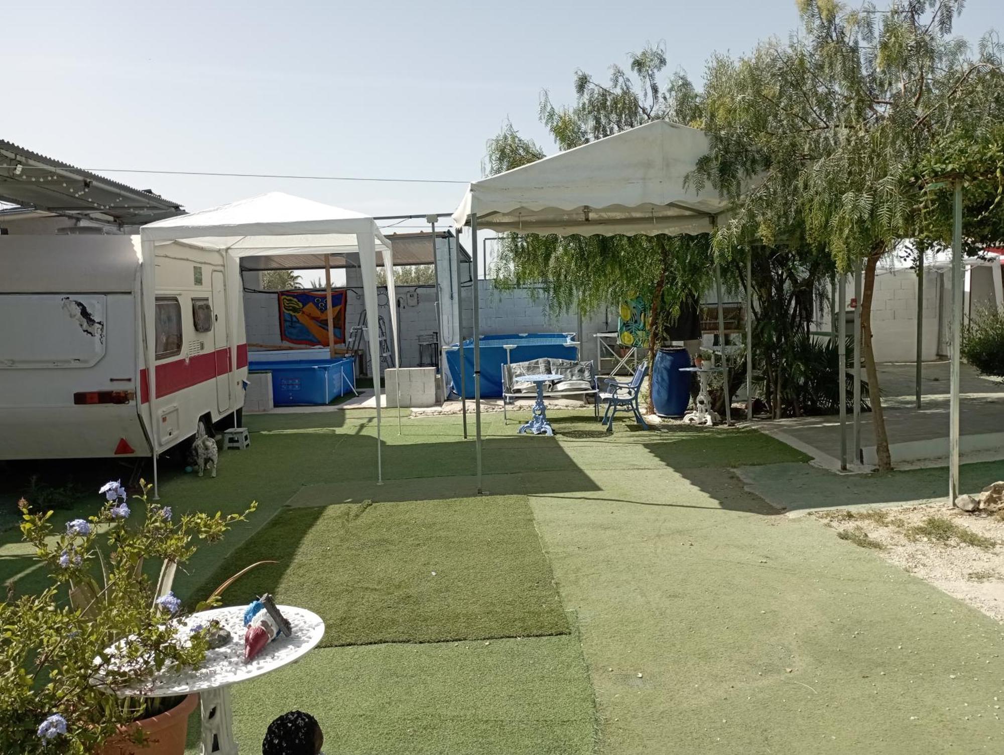 Caravanas Y Habitaciones Para Relajarse 삭스 외부 사진
